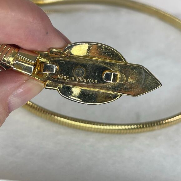 Hong Kong faux buckle gold tone serpentine stretch belt. - Picture 4 of 5